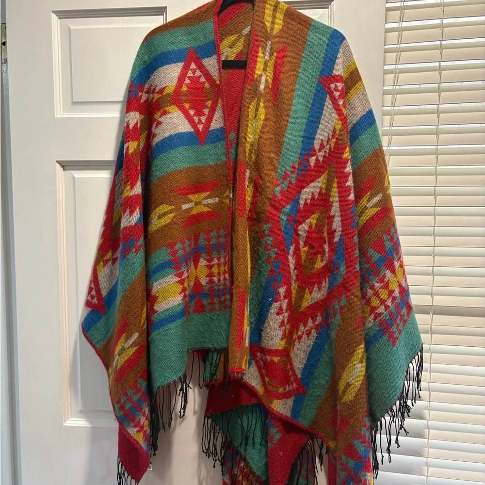 Merona Red Geometric Patterned Wrap - Picture 3 of 5